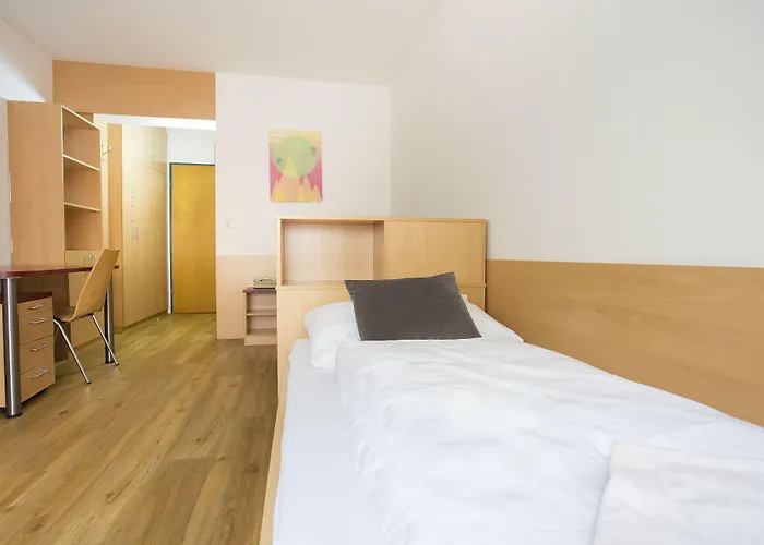 Mynext - Westbahnhof One Hostel Wenen