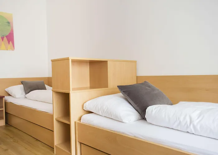 Mynext - Westbahnhof One Hostel