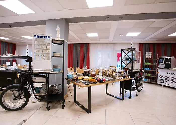 Mynext - Westbahnhof One Hostel *